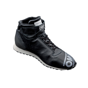 ic828_omp_one_tt_shoes_black_front_2